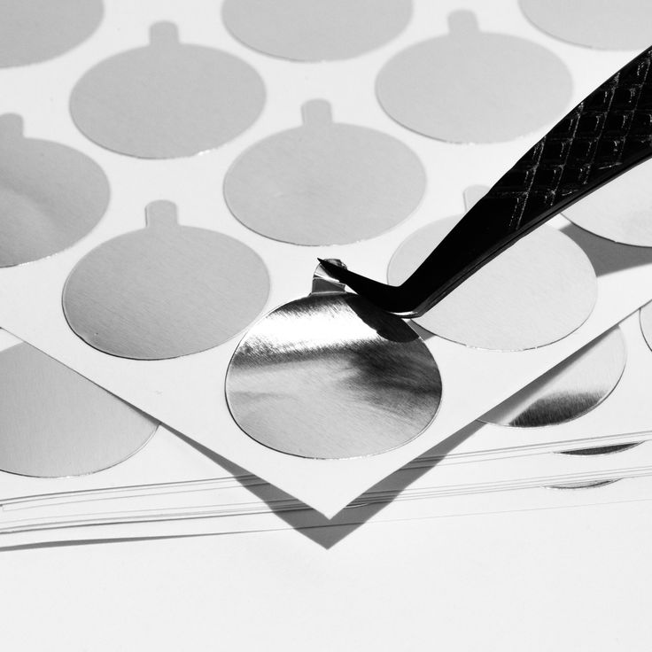 Disposable Lash Glue Stickers (300 Stickers)